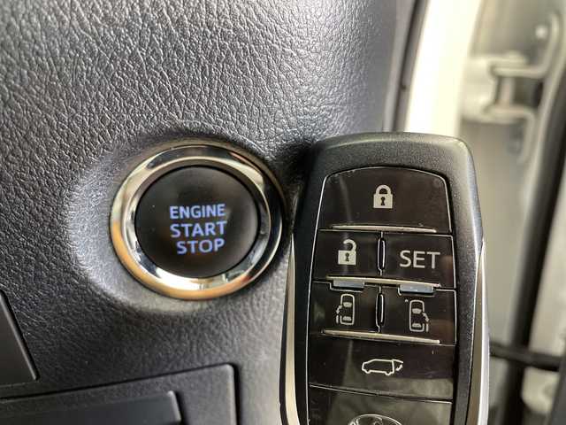 トヨタ アルファード S Cパッケージ 新潟県 2019(令1)年 4.8万km ホワイトパールクリスタルシャイン プリクラッシュセーフティ/レーダークルーズコントロール/レーンキープアシスト/ＢＳＭ/ディーラー7インチナビ（Bluetooth/CD/AUX/フルセグTV/SD）/バックカメラ/3眼LEDヘッドランプ/デジタルインナーミラー/D＋N席（シートセット/シートヒーター/シートベンチレーション）/パワーバックドア/純正AW(235/50/R18)/トヨタ製ドラレコ前後（ウルトラワイドLCD）/スペアキー１本