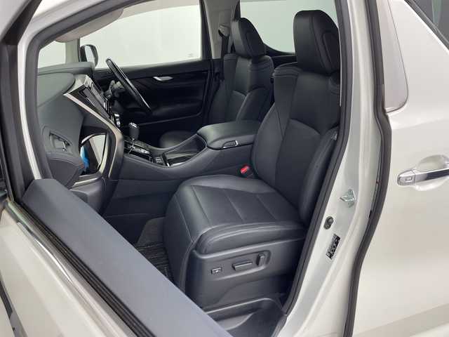 トヨタ アルファード S Cパッケージ 新潟県 2019(令1)年 4.8万km ホワイトパールクリスタルシャイン プリクラッシュセーフティ/レーダークルーズコントロール/レーンキープアシスト/ＢＳＭ/ディーラー7インチナビ（Bluetooth/CD/AUX/フルセグTV/SD）/バックカメラ/3眼LEDヘッドランプ/デジタルインナーミラー/D＋N席（シートセット/シートヒーター/シートベンチレーション）/パワーバックドア/純正AW(235/50/R18)/トヨタ製ドラレコ前後（ウルトラワイドLCD）/スペアキー１本