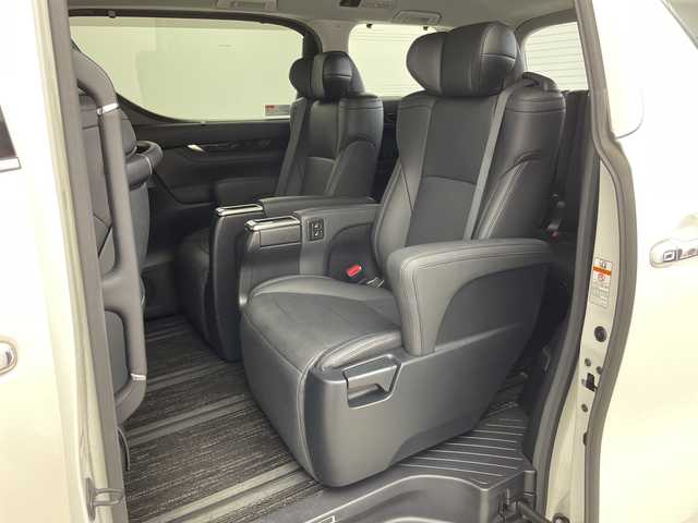 トヨタ アルファード S Cパッケージ 新潟県 2019(令1)年 4.8万km ホワイトパールクリスタルシャイン プリクラッシュセーフティ/レーダークルーズコントロール/レーンキープアシスト/ＢＳＭ/ディーラー7インチナビ（Bluetooth/CD/AUX/フルセグTV/SD）/バックカメラ/3眼LEDヘッドランプ/デジタルインナーミラー/D＋N席（シートセット/シートヒーター/シートベンチレーション）/パワーバックドア/純正AW(235/50/R18)/トヨタ製ドラレコ前後（ウルトラワイドLCD）/スペアキー１本