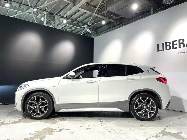 ＢＭＷ Ｘ２ xDrive 18d MスポーツX 道央・札幌 2019(令1)年 1.1万km アルピンホワイトⅢ コンフォートpkg/・オートマチック・テールゲート・オペレーション/・フロント・シート・ヒーティング/電動フロント・シート/（運転席、助手席、運転席メモリー機能付）/M・アロイ・ホイール・Yスポーク・スタイリング722M/（純正１９インチAW）/ドライビング・アシスト/・レーン・ディパーチャー・ウォーニング/・前車接近警告システム/・衝突回避・軽減ブレーキ/ドライビング・アシスト・プラス/・ACC/LEDヘッドライト/オートライト/リヤビューカメラ/ライトpkg/・アンビエントライト/・リーディングライト（フロント・リヤ）/・照明付きバニティミラー（運転席・助手席）/・フットウェル・ライト（フロント・リア）/10.25インチワイド・コントール・ディスプレイ/レインセンサー/ETC/・保証書、取扱説明書（有）/・スペアキー×１