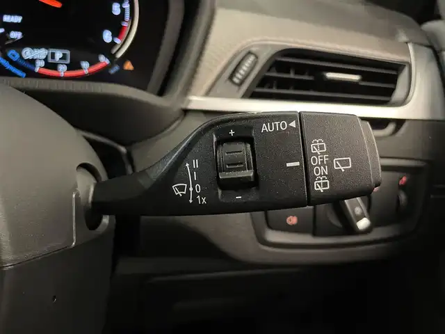 ＢＭＷ Ｘ２ xDrive 18d MスポーツX 道央・札幌 2019(令1)年 1.1万km アルピンホワイトⅢ コンフォートpkg/・オートマチック・テールゲート・オペレーション/・フロント・シート・ヒーティング/電動フロント・シート/（運転席、助手席、運転席メモリー機能付）/M・アロイ・ホイール・Yスポーク・スタイリング722M/（純正１９インチAW）/ドライビング・アシスト/・レーン・ディパーチャー・ウォーニング/・前車接近警告システム/・衝突回避・軽減ブレーキ/ドライビング・アシスト・プラス/・ACC/LEDヘッドライト/オートライト/リヤビューカメラ/ライトpkg/・アンビエントライト/・リーディングライト（フロント・リヤ）/・照明付きバニティミラー（運転席・助手席）/・フットウェル・ライト（フロント・リア）/10.25インチワイド・コントール・ディスプレイ/レインセンサー/ETC/・保証書、取扱説明書（有）/・スペアキー×１