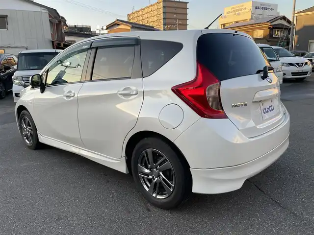 日産 ノート ライダー DIG－S 山口県 2013(平25)年 6.6万km ブリリアントホワイトパール (株)IDOMが運営する【じしゃロン宇部店】の自社ローン対象車両になります。こちらは現金ご利用時の価格です。自社ローンご希望の方は別途その旨お申付け下さい。/社外ナビ/フルセグTV/バックカメラ/スマートキー