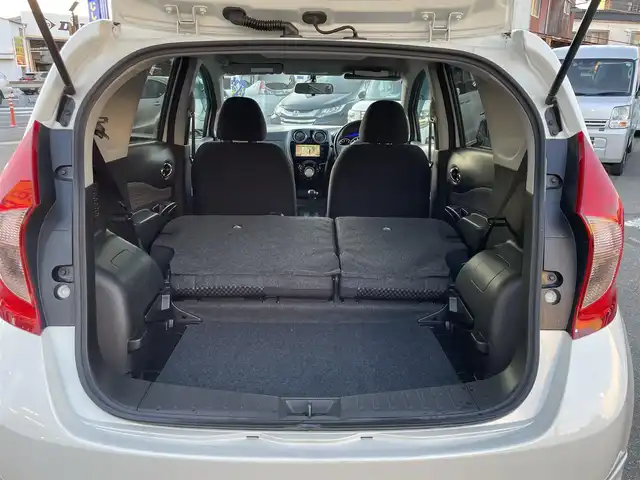 日産 ノート ライダー DIG－S 山口県 2013(平25)年 6.6万km ブリリアントホワイトパール (株)IDOMが運営する【じしゃロン宇部店】の自社ローン対象車両になります。こちらは現金ご利用時の価格です。自社ローンご希望の方は別途その旨お申付け下さい。/社外ナビ/フルセグTV/バックカメラ/スマートキー