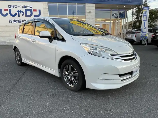 日産 ノート ライダー DIG－S 山口県 2013(平25)年 6.6万km ブリリアントホワイトパール (株)IDOMが運営する【じしゃロン宇部店】の自社ローン対象車両になります。こちらは現金ご利用時の価格です。自社ローンご希望の方は別途その旨お申付け下さい。/社外ナビ/フルセグTV/バックカメラ/スマートキー