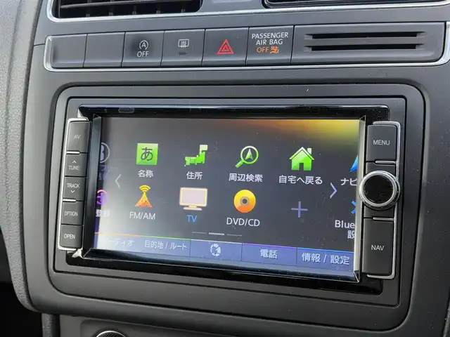 フォルクスワーゲン ポロ TSIコンフォートライン 大分県 2017(平29)年 9.4万km 青Ｍ ・ナビ(CD/DVD/BT)/・バックカメラ/・フルセグテレビ/・リモコンキー/・HIDヘッドライト/・ステアリングスイッチ/・アイドリングストップ/・MTモード付き/・純正アルミホイール