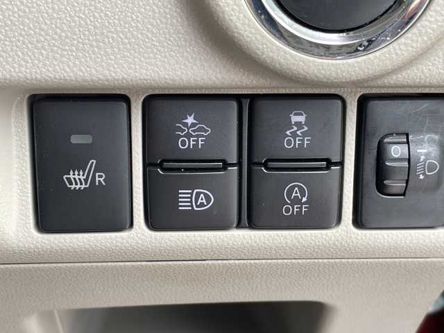 ダイハツ ムーヴ X ターボ SAⅢ 愛知県 2020(令2)年 5.9万km ファイアークォーツレッドM スマートアシストIII　/純正ナビ　/シートヒーター　/純正ＡＷ　/レーンキープ　/オートマチックハイビーム/スマートキー　/プッシュスタート　/電動格納ミラー　/ドアバイザー　/衝突軽減　/ＴＶ　/ＣＤ　/ＤＶＤ　/ＵＳＢ　/ＢＴ