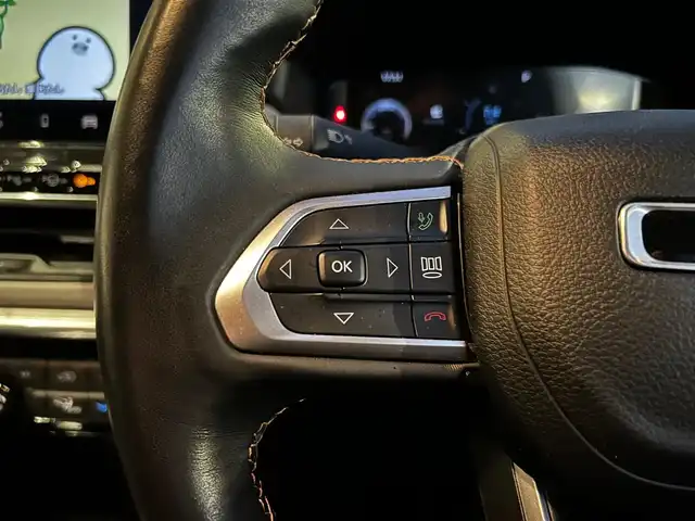 クライスラー・ジープ ジープ コンパス リミテッド 富山県 2022(令4)年 1.5万km 白 純正HDDナビ/フルセグTV/Bluetooth接続/AM/FMラジオ/App-conect/バックカメラ/360°カメラ/ヒーテッドステアリング/D/Nシートヒーター/D/N席パワーシート/アイドリングストップ/パワーバックドア/横滑り防止/車線逸脱防止/コーナーセンサー/パークセンサー/オートホールド/ダウンヒルアシスト/ETC2.0 /純正18インチAW/衝突軽減/アクティブレーンアシスト/側面距離警告