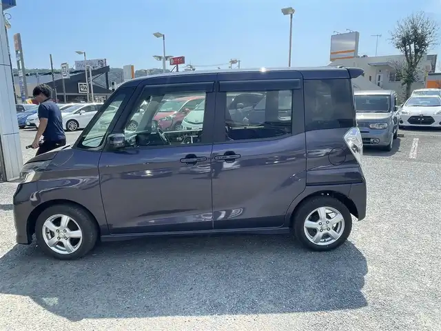 日産 デイズ ルークス ハイウェイスターX 神奈川県 2019(令1)年 6.1万km プレミアムパープルP (株)IDOMが運営する【じしゃロン秦野店】の自社ローン専用車両になりますこちらは現金またはオートローンご利用時の価格です。自社ローンご希望の方は別途その旨お申付け下さい/エマージェンシーブレーキ/踏み間違い防止アシスト/純正ナビ/　CD/DVD/BT/フルセグ/SD/アラウンドビューモニター/片側パワースライドドア/LEDオートライト/社外14インチアルミホイール/アイドリングストップ/後席サーキュレーター/純正AWサマータイヤ積み込み/スマートキー