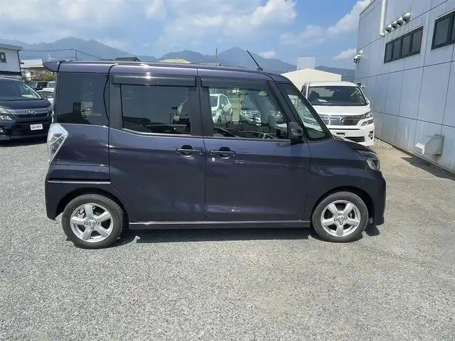 日産 デイズ ルークス ハイウェイスターX 神奈川県 2019(令1)年 6.1万km プレミアムパープルP (株)IDOMが運営する【じしゃロン秦野店】の自社ローン専用車両になりますこちらは現金またはオートローンご利用時の価格です。自社ローンご希望の方は別途その旨お申付け下さい/エマージェンシーブレーキ/踏み間違い防止アシスト/純正ナビ/　CD/DVD/BT/フルセグ/SD/アラウンドビューモニター/片側パワースライドドア/LEDオートライト/社外14インチアルミホイール/アイドリングストップ/後席サーキュレーター/純正AWサマータイヤ積み込み/スマートキー