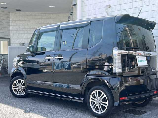 ホンダ Ｎ ＢＯＸ カスタム G Lパッケージ 神奈川県 2016(平28)年 2.8万km スマートブラック KENWOODナビ【ipod/USB/DVD/SD/ワンセグTV/FM/AM】/バックカメラ/両側パワースライドドア/ステアリングスイッチ/ビルトインETC/フルオートエアコン/ISOFIX/Aller Cleanシート/横滑り防止装置/盗難防止装置/電動格納ウィンカーミラー/後席サンシェード/社外フロアマット/社外ドアバイザー/プッシュスタート/スマートキー/スペアキー×1/取扱説明書/保証書