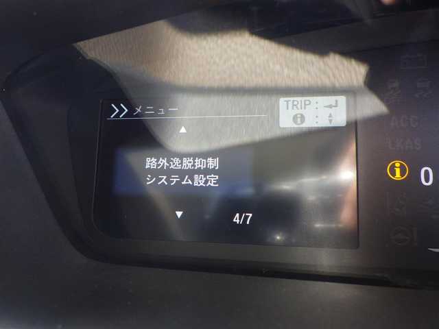 ホンダ Ｎ ＢＯＸ G 千葉県 2022(令4)年 6.3万km ブリティッシュグリーンP ホンダセンシング/・衝突軽減ブレーキ（CMBS）/・車線維持支援システム（LKAS）/・アダプティブクルーズコントロール（ACC）/・後方誤発進抑制機能/・誤発進抑制機能/社外メモリーナビ/【DVD/CD再生機能　Bluetooth接続】/バックカメラ/ドライブレコーダー/ステアリングスイッチ/ETC/LEDヘッドライト/ウインカーミラー/リアコーナーセンサー/スマートキー