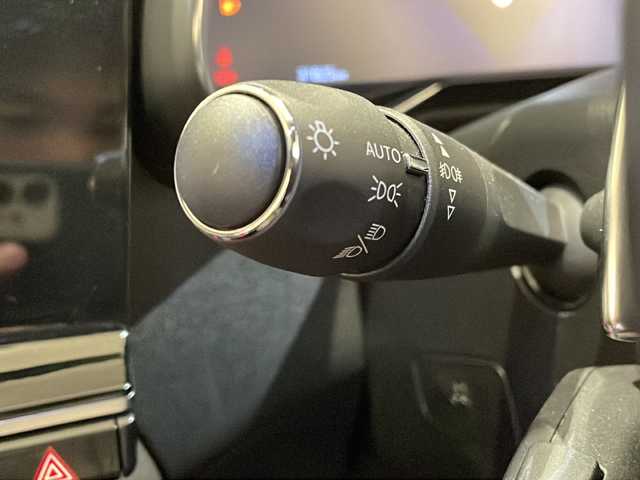 ＤＳオートモビル ＤＳ７ クロスバック ソーシック 新潟県 2021(令3)年 3.2万km ゴールド バスティーユ/ソーシックパッケージオプション/・DS アクティブLEDビジョン/・インテリジェントハイビーム/・グリップコントロール/・フロントガラスヒーター/・ハンズフリー電動テールゲート/・フロントシートヒーター/・スマートフォンワイヤレスチャージャー/・18インチアロイホイール “GENEVE”/アクティブセーフティブレーキ（被害軽減ブレーキ）/DS コネクテッドパイロット（トラフィックジャムアシスト// レーンキープアシスト付）/アクティブクルーズコントロール/アクティブブラインドスポットモニター/DS アクティブスキャンサスペンション　/ルーフレール/左右独立調整式オートエアコン/デジタルインストルメントパネル/スマートキー / エンジンスタートボタン/ワンタッチリアシートバックフォールディング機構/DS センソリアルドライブ（エコ / コンフォート// 標準 / スポーツ）/8インチタッチスクリーン/SDナビゲーションシステム / ETC2.0/ TVチューナ