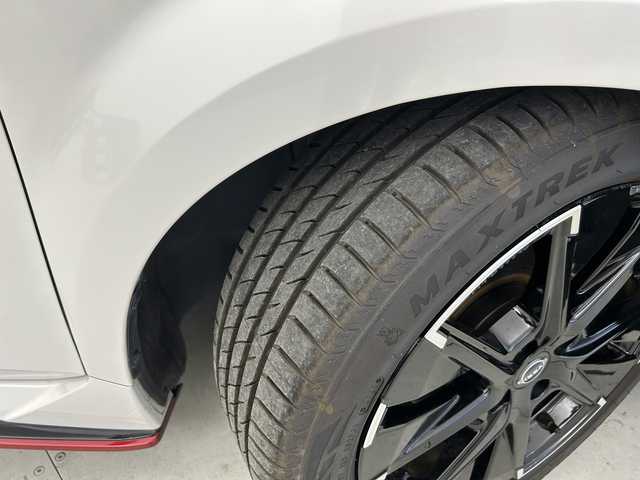 日産 オーラ ニスモ 宮城県 2022(令4)年 4.1万km ピュアホワイトパール / スーパーブラック 2トーン 禁煙車/プロパイロット/エマージェンシーブレーキ/ブラインドスポットモニター/アラウンドビューモニター/レーンキープアシスト/オートハイビームアシスト/デジタルインナーミラー/メーカーOPナビ/・フルセグTV/・BT.USB/ハーフレザーシート/・前席シートヒーター/ステアリングヒーター/ステアリングスイッチ/ビルトインETC/LEDヘッドライト/LEDフォグランプ/ドライブレコーダー/プッシュスタート/純正フロアマット/純正17インチAW