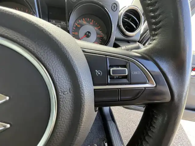 スズキ ジムニー XC 千葉県 2018(平30)年 4.7万km ブルーイッシュブラックパール3 純正ナビ/バックカメラ/ビルトインＥＴＣ/クルーズコントロール/ＵＳＢソケット/前席シートヒーター/ＬＥＤヘッドライト/オートライト/衝突軽減ブレーキ/横滑り防止装置/プッシュスタート/スマートキー