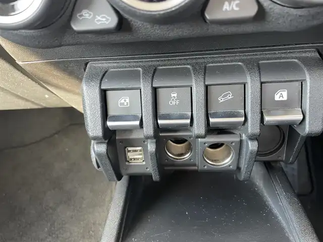 スズキ ジムニー XC 千葉県 2018(平30)年 4.7万km ブルーイッシュブラックパール3 純正ナビ/バックカメラ/ビルトインＥＴＣ/クルーズコントロール/ＵＳＢソケット/前席シートヒーター/ＬＥＤヘッドライト/オートライト/衝突軽減ブレーキ/横滑り防止装置/プッシュスタート/スマートキー