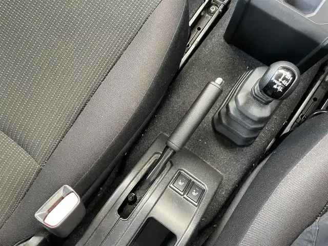 スズキ ジムニー XC 千葉県 2018(平30)年 4.7万km ブルーイッシュブラックパール3 純正ナビ/バックカメラ/ビルトインＥＴＣ/クルーズコントロール/ＵＳＢソケット/前席シートヒーター/ＬＥＤヘッドライト/オートライト/衝突軽減ブレーキ/横滑り防止装置/プッシュスタート/スマートキー