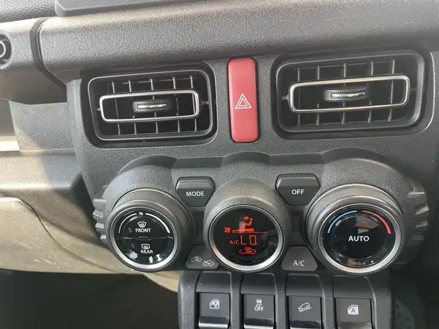 スズキ ジムニー XC 千葉県 2018(平30)年 4.7万km ブルーイッシュブラックパール3 純正ナビ/バックカメラ/ビルトインＥＴＣ/クルーズコントロール/ＵＳＢソケット/前席シートヒーター/ＬＥＤヘッドライト/オートライト/衝突軽減ブレーキ/横滑り防止装置/プッシュスタート/スマートキー