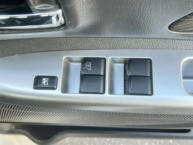 日産 デイズ ルークス ハイウェイスターX 島根県 2015(平27)年 5.8万km ホワイトパール 純正ＳＤナビ　/フルセグＴＶ　/ＤＶＤ再生　/Ｂｌｕｅｔｏｏｔｈ接続　/全方位／バックカメラ　/ＥＴＣ　/前方ドライブレコーダー　/アイドリングストップ　/片側パワースライドドア　/スマートキー　/プッシュスタート　/純正HIDヘッドライト/純正１４インチアルミホイール/純正フロアマット/取扱説明書（本体＋ナビ）/スペアキー1本