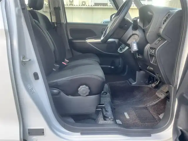 日産 デイズ ルークス ハイウェイスターX 島根県 2015(平27)年 5.8万km ホワイトパール 純正ＳＤナビ　/フルセグＴＶ　/ＤＶＤ再生　/Ｂｌｕｅｔｏｏｔｈ接続　/全方位／バックカメラ　/ＥＴＣ　/前方ドライブレコーダー　/アイドリングストップ　/片側パワースライドドア　/スマートキー　/プッシュスタート　/純正HIDヘッドライト/純正１４インチアルミホイール/純正フロアマット/取扱説明書（本体＋ナビ）/スペアキー1本