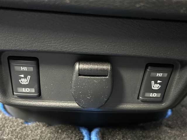 日産 セレナ e－パワー ハイウェイスター V 鳥取県 2019(令1)年 4.2万km ブリリアントホワイトパール 純正ナビ/・フルセグ/CD/DVD/Bluray/Bluetooth/全方位モニター/エマージェンシーブレーキ/セーフティパックB/・プロパイロット/電動パーキング/オートブレーキホールド/パーキングアシスト/両側電動スライドドア/全席充電USB/スマートキー/プッシュスタート/ビルトインETC/純正ドライブレコーダー/寒冷地仕様/・前席シートヒーター/ハンドルヒーター/リアヒーターダクト/OP純正16AW/OPフロントスポイラー/TEIN車高調/ブラインドスポットモニター/W＄サイドエアバック/カーテンエアバック