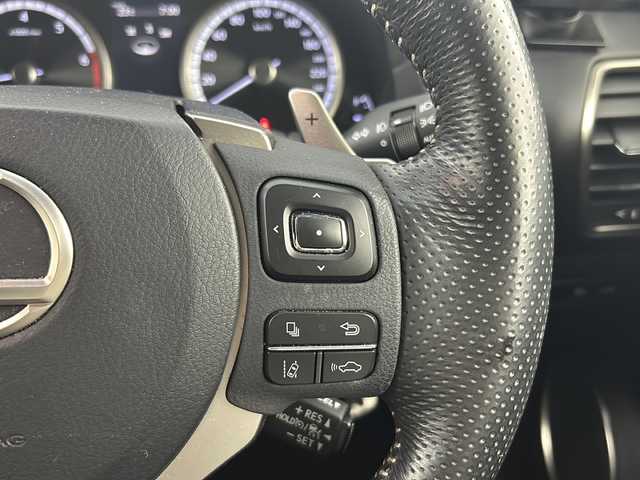 レクサス ＮＸ 300 Fスポーツ 愛知県 2018(平30)年 3.1万km ソニッククォーツ ワンオーナー/禁煙車/純正10.3インチナビ/（DVD/CD/Bluetooth/ApplCarPlay/AndroidAuto/フルセグTV/AM/FM)/ムーンルーフ/シーケンシャルウインカー/レクサスセーフティセンス/・プリクラッシュセーフティ/・レーントレーシングアシスト/・レーダークルーズコントロール/・オートマチックハイビーム/・先行車発信お知らせ機能/クリアランスソナー/ブラインドスポットモニター/ETC2.0/ドライブレコーダー/本革シート/パワーシート/メモリシート/シートヒーター/エアシート/パドルシフト/ステアリングヒーター/3眼式LEDヘッドライト/純正アルミホイール/スマートキー/スペアキー有/純正フロアマット/トノカバー/ルーフレール