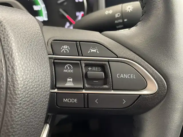 トヨタ ヴォクシー S－Z 栃木県 2022(令4)年 1.8万km 黒 純正メモリナビ/（CD/DVD/フルセグTV/Bluetooth）/全方位カメラ/純正リアアンダーエアロ/純正フリップダウンモニター/快適利便パッケージ/トヨタセーフティセンス/コーナーセンサー/ビルトインETC2.0/前後ドライブレコーダー/両側パワースライドドア/パワーバックドア/ハーフレザーシート/前席シートヒーター/オットマン/禁煙車/デジタルインナーミラー/ステアリングヒーター/ユニバーサルステップ/オートブレーキホールド/オートライト/LEDヘッドライト/横滑り防止装置/スマートキー/プッシュスタート/ウィンカーミラー/純正17インチアルミホイール/純正フロアマット