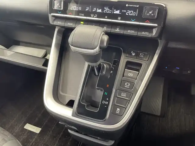 トヨタ ヴォクシー S－Z 栃木県 2022(令4)年 1.8万km 黒 純正メモリナビ/（CD/DVD/フルセグTV/Bluetooth）/全方位カメラ/純正リアアンダーエアロ/純正フリップダウンモニター/快適利便パッケージ/トヨタセーフティセンス/コーナーセンサー/ビルトインETC2.0/前後ドライブレコーダー/両側パワースライドドア/パワーバックドア/ハーフレザーシート/前席シートヒーター/オットマン/禁煙車/デジタルインナーミラー/ステアリングヒーター/ユニバーサルステップ/オートブレーキホールド/オートライト/LEDヘッドライト/横滑り防止装置/スマートキー/プッシュスタート/ウィンカーミラー/純正17インチアルミホイール/純正フロアマット
