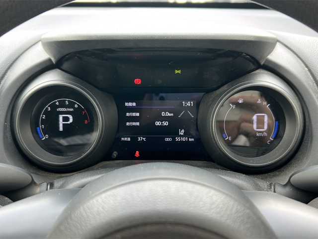 トヨタ ヤリスクロス X 秋田県 2020(令2)年 5.6万km ブラックマイカ ワンオーナー/純正ディスプレイオーディオ/純正BT、フルセグTV/前後ドライブレコーダー/バックカメラ/社外16インチAW/スタッドレスタイヤ4本積み込み/ETC/スペアキー/保証書、取扱説明書