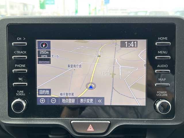 トヨタ ヤリスクロス X 秋田県 2020(令2)年 5.6万km ブラックマイカ ワンオーナー/純正ディスプレイオーディオ/純正BT、フルセグTV/前後ドライブレコーダー/バックカメラ/社外16インチAW/スタッドレスタイヤ4本積み込み/ETC/スペアキー/保証書、取扱説明書