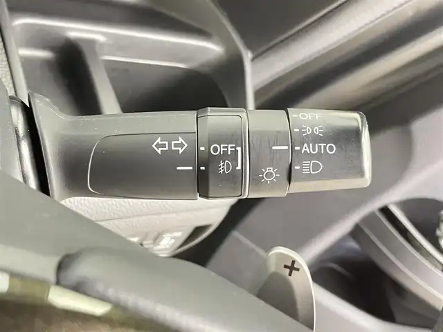 ホンダ Ｎ ＢＯＸ カスタム G L ターボ ホンダセンシング 千葉県 2019(平31)年 3.6万km シャイニンググレーM HondaSENSING/・衝突軽減ブレーキ〈CMBS〉/・誤発進抑制機能/・後方誤発進抑制機能/・歩行者事故低減ステアリング/・路外逸脱抑制機能/・ACC〈アダプティブ・クルーズ・コントロール〉/・LKAS〈車線維持支援システム〉/・オートハイビーム/・先行車発進お知らせ機能/・標識認識機能/純正7インチナビ/・Bluetooth/・フルセグTV/・CD/DVD再生可能/・バックカメラ/ハーフレザーシート/両側パワースライドドア/スマートキー/ビルトインETC/LEDヘッドライト/サイド/カーテンエアバッグ