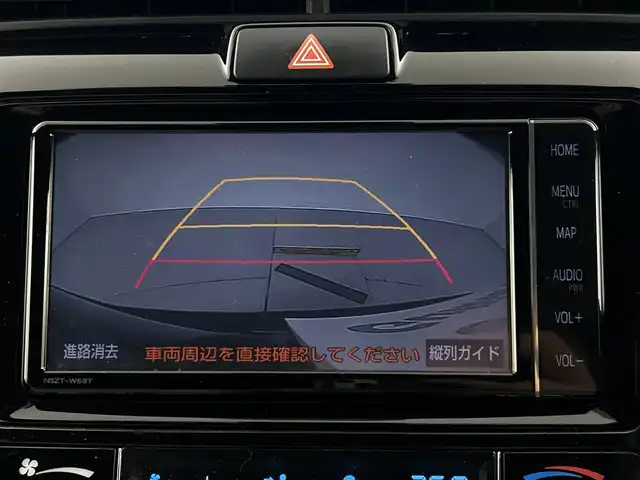トヨタ カローラ フィールダー ハイブリッドG ダブルバイビー 愛知県 2019(平31)年 2.1万km ブラッキッシュアゲハガラスフレーク ホワイトインテリア/・ホワイト合皮シート/・ホワイト専用インパネ加飾/・ホワイト専用アームレスト/前席シートヒーター/純正7インチナビ/（ＤＶＤ/ＣＤ/フルセグ/Bluetooth/ＦＭ/ＡＭ）/セーフティセンス/・プリクラッシュセーフティ/・レーンディパーチャーアラート/・オートマチックハイビーム/バックカメラ/純正16インチアルミホイール/スマートキー/プッシュスタート/ＬＥＤライト/ナノイー/純正１６インチＡＷ/クルーズコントロール/純正フロアマット/ＥＴＣ
