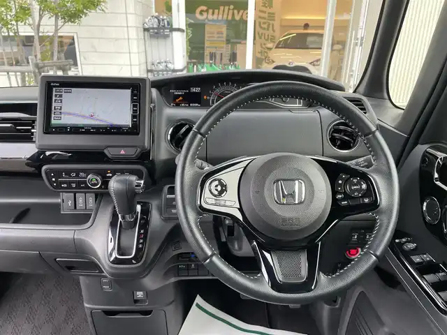 ホンダ Ｎ ＢＯＸ カスタム L ターボ 石川県 2023(令5)年 1.3万km 黒 4WD/純正メモリーナビ/純正CD/DVD/フルセグTV/バックカメラ/LEDヘッドライト/ETC/両側パワースライドドア/スマートキー/プッシュスタート/電動ミラー/ホンダセンシング/レーダークルーズ/オートライト/シートヒーター/ハーフレザーシート/純正アルミホイール