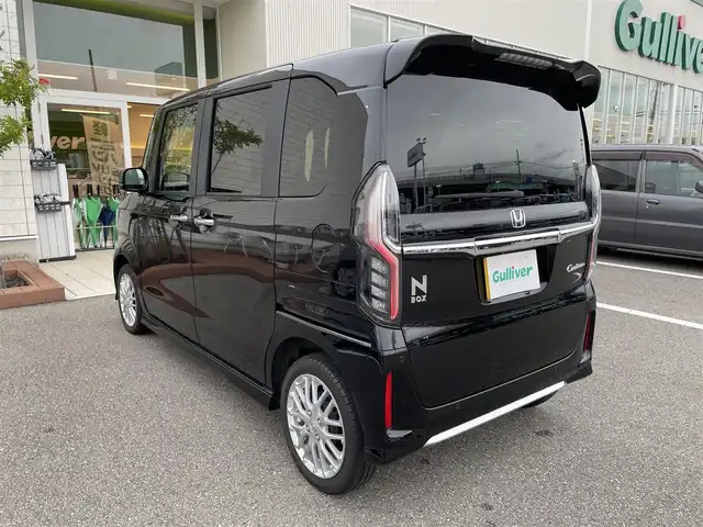 ホンダ Ｎ ＢＯＸ カスタム L ターボ 石川県 2023(令5)年 1.3万km 黒 4WD/純正メモリーナビ/純正CD/DVD/フルセグTV/バックカメラ/LEDヘッドライト/ETC/両側パワースライドドア/スマートキー/プッシュスタート/電動ミラー/ホンダセンシング/レーダークルーズ/オートライト/シートヒーター/ハーフレザーシート/純正アルミホイール