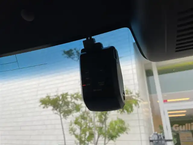 ホンダ Ｎ ＢＯＸ カスタム L ターボ 石川県 2023(令5)年 1.3万km 黒 4WD/純正メモリーナビ/純正CD/DVD/フルセグTV/バックカメラ/LEDヘッドライト/ETC/両側パワースライドドア/スマートキー/プッシュスタート/電動ミラー/ホンダセンシング/レーダークルーズ/オートライト/シートヒーター/ハーフレザーシート/純正アルミホイール