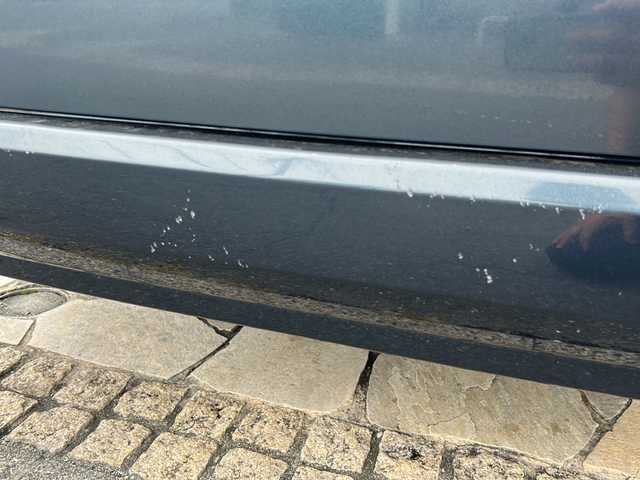 スズキ ランディ 2．0S 静岡県 2011(平23)年 8.1万km スチールブルーメタリック 純正メモリナビ/・CD/・DVD/・フルセグＴＶ/・Bluetooth/・AM/・FM/主要装備/・片側パワスラ/・クルコン/・バックカメラ/・ETC/・TVキャンセラー/・オートライト/・純正フロアマット/・Wエアバック/・オートエアコン