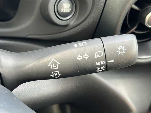 スバル ＢＲＺ S 福岡県 2021(令3)年 3.9万km 青 社外9インチナビ/（Bカメラ、CD、DVD、Bluetooth、USB、HDMI、FUX、TV）/STIフルエアロ/STIマフラー/ハーフレザーシート/クルーズコントロール/純正18インチホイール/LEDヘッドライト/シートヒーター/デュアルエアコン/ステリングボタン/電格ミラー