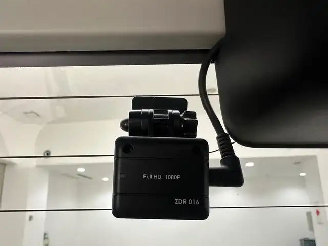 ダイハツ ムーヴ キャンバス G メイクアップ VS SAⅢ 兵庫県 2022(令4)年 2.3万km パールホワイトⅢ/ナチュラルベージュマイカメタリック 2トーン ・社外SDナビ/・フルセグTV/・社外前後ドライブレコーダー/・両側パワースライドドア/・ＥＴＣ/・シートヒーターD席/・衝突軽減ブレーキ/・ＬＥＤヘッドライト/・フォグランプ/・アイドリングストップ/・社外フロアマット