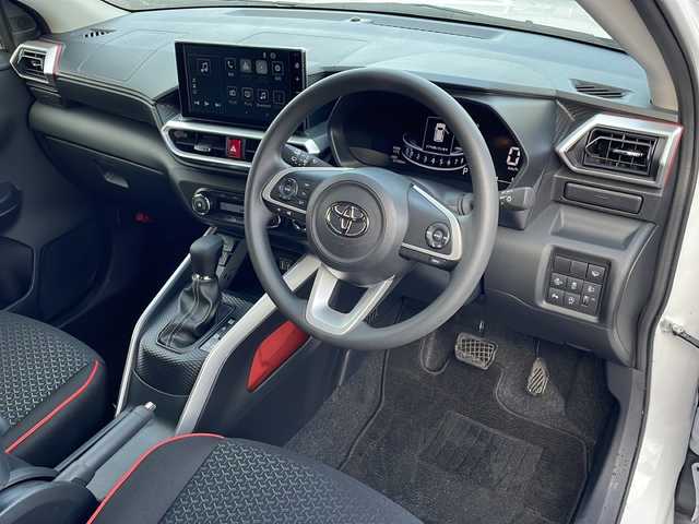 トヨタ ライズ G 青森県 2023(令5)年 1.3万km シャイニングホワイトパール 4WD/ワンオーナー/寒冷地仕様/純正9インチディスプレイオーディオ/フルセグTV・Bluetooth・HDMI・USB/バックカメラ/前席シートヒーター/スマートアシスト/衝突回避支援ブレーキ/車線逸脱抑制制御機能/前後誤発進抑制機能/前後コーナーセンサー/オートハイビーム/ワイパーデアイサー/前後ドライブレコーダー/LEDヘッドライト/純正16インチアルミ/プッシュスタート/スマートキー