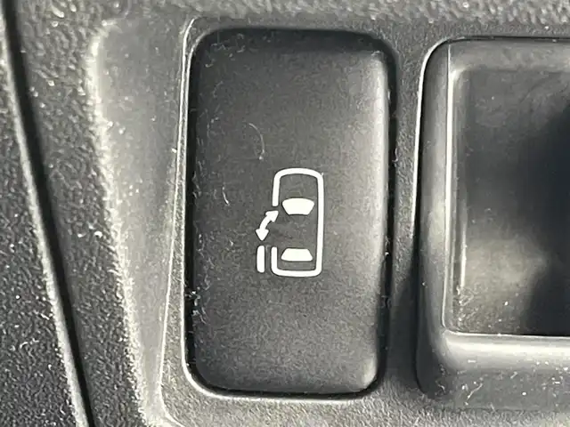 トヨタ シエンタ DICE G 群馬県 2015(平27)年 3.7万km クールホワイト ナビ　バックカメラ　フルセグＴＶ　Ｂｌｕｅｔｏｏｔｈ接続　ＥＴＣ　電動スライドドア　キセノンヘッドライト　フォグランプ　エアコン　ステアリングリモコン　電動格納ミラー　純正フロアマット　禁煙車