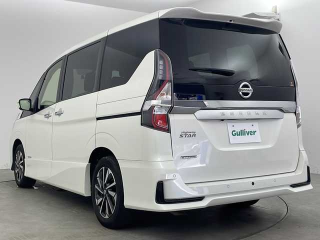 日産 セレナ ハイウェイスター V 兵庫県 2022(令4)年 3.3万km ブリリアントホワイトパール ・セーフティパックB/・カーテンエアバッグ/・サイドエアバッグシステム/・インテリジェント DA（ふらつき警報）/・電動パーキングブレーキ/・オートブレーキホールド/・プロパイロット/・ヒーター付ドアミラー/・ステアリングスイッチ/・純正10インチナビ/CD/DVD/BD/SD/BT/TV/・バックカメラ/・ビルトインETC/・前方ドライブレコーダー/・ACC/・LDW/・BSW/・BSI/・両側パワースライドドア/・LEDヘッドライト/・LEDフォグランプ/・アダプティブLEDヘッドライトシステム/・インテリジェントエマージェンシーブレーキ/・純正16インチアルミホイール/・前後コーナーセンサー/・ヒルスタートアシスト/・アイドリングストップ