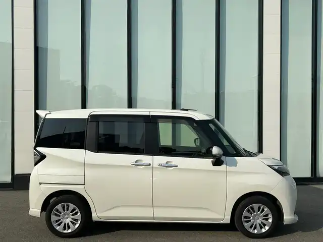 トヨタ タンク G S 大阪府 2017(平29)年 5.7万km パールホワイトⅢ 純正ナビ　/バックカメラ　/TV/  BT/CD/DVD/ETC/両側電動スライドドア /後席用モニター /純正フロアマット /クルーズコントロール/衝突軽減システム /アイドリングストップ /リアコーナーセンサー /キセノンライト クルーズコントロール