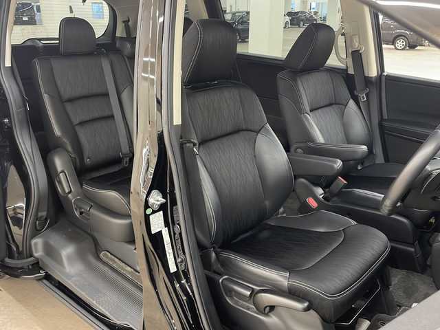 ホンダ オデッセイ アブソルート 道央・札幌 2015(平27)年 3.3万km クリスタルブラックパール HONDAセンシング/ACC/自動ブレーキ/LKAS/ステアリングアシスト/社外ナビ　ストラーダCN-RS01D/フルセグTV/Bluetooth/左右電動スライドドア/アイドリングストップ/電動ラインコントロール/ECON/TEIN車高調/EDFCII/純正フロアマット/オートライト/サイドミラーヒーター/ETC/ドアバイザー