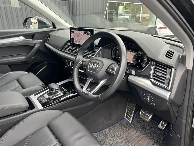アウディ アウディ Ｑ５ 40TDIクワトロ アドバンスド 福島県 2021(令3)年 4.2万km ミトスブラックメタリック アダプティブクルーズコントロール/ブラインドスポットモニター/レーンキープアシスト/バーチャルコックピット/パーシャルレザーシート(ブラック)/パワーリアゲート/パワーシート/シートヒーター(全席)/純正メモリナビ(BT/USB)/AppleCarPlay/360°カメラ/バックカメラ/純正19AW/ドライブレコーダー(前後)/ETC2.0/LEDオートハイビーム/マトリクスLED/アンビエントライト/オートホールド/社外フロアマット/取扱説明書/保証書/スペアキー