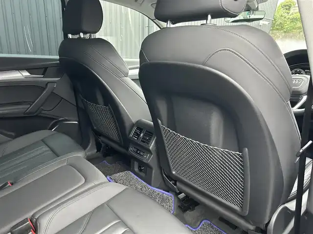 アウディ アウディ Ｑ５ 40TDIクワトロ アドバンスド 福島県 2021(令3)年 4.2万km ミトスブラックメタリック アダプティブクルーズコントロール/ブラインドスポットモニター/レーンキープアシスト/バーチャルコックピット/パーシャルレザーシート(ブラック)/パワーリアゲート/パワーシート/シートヒーター(全席)/純正メモリナビ(BT/USB)/AppleCarPlay/360°カメラ/バックカメラ/純正19AW/ドライブレコーダー(前後)/ETC2.0/LEDオートハイビーム/マトリクスLED/アンビエントライト/オートホールド/社外フロアマット/取扱説明書/保証書/スペアキー