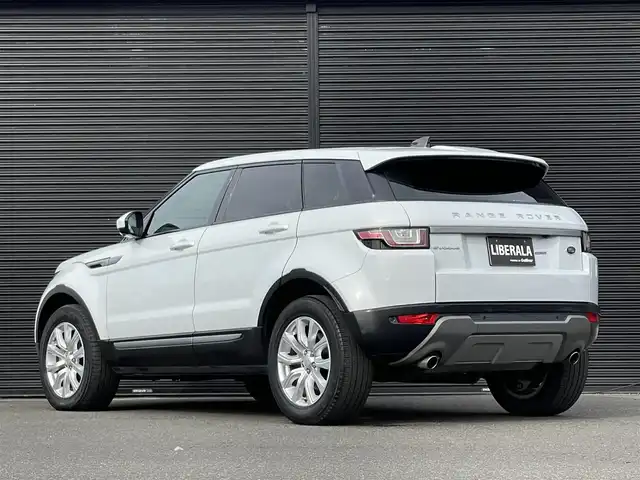 ランドローバー レンジローバーイヴォーク SE 山梨県 2018(平30)年 4.2万km 白 純正ナビ　/ＤＴＶ　/サラウンドカメラシステム　/Ｂｌｕｅｔｏｏｔｈ　/ＭＥＲＩＤＩＡＮサウンドシステム　/ハーフレザー　/シートＨ　/パドルシフト　/クルコン　/オートデールゲート/ドラレコ前後　/ＥＴＣ　/スペアキー