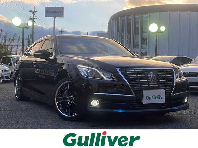 トヨタ クラウン ハイブリッド ロイヤルサルーン 大阪府 2013(平25)年 5.2万km ブラック 純正ナビ/BTオーディオ/フルセグテレビ/CD/DVD/全方位カメラ/前席パワーシート/オートライト/フォグランプ/ETC/純正フロアマット/純正ドアバイザー/ステアリングスイッチ/レーダークルーズコントロール/スペアキー