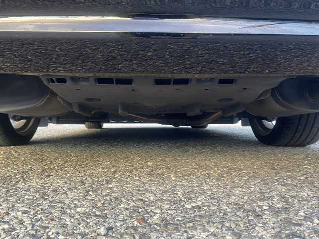 トヨタ クラウン ハイブリッド ロイヤルサルーン 大阪府 2013(平25)年 5.2万km ブラック 純正ナビ/BTオーディオ/フルセグテレビ/CD/DVD/全方位カメラ/前席パワーシート/オートライト/フォグランプ/ETC/純正フロアマット/純正ドアバイザー/ステアリングスイッチ/レーダークルーズコントロール/スペアキー