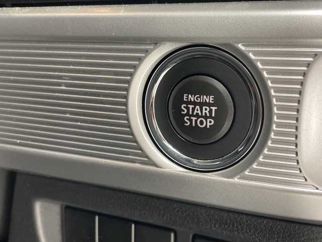 スズキ スペーシア カスタム HYBRID XS 沖縄県 2018(平30)年 6.8万km ピュアホワイトP 純正ディスプレイオーディオ（PVH-9300DVSZS）　　/DVD　/ＡＵＸ　/Ｂｌｕｅｔｏｏｔｈ　/ＥＴＣ/ハーフレザーシート　/両側パワースライドドア　/コーナーセンサー　/シートヒーター　/ＬＥＤヘッドライト　/オートライト/横滑り防止装置　/純正フロアマット/純正15インチアルミホイール