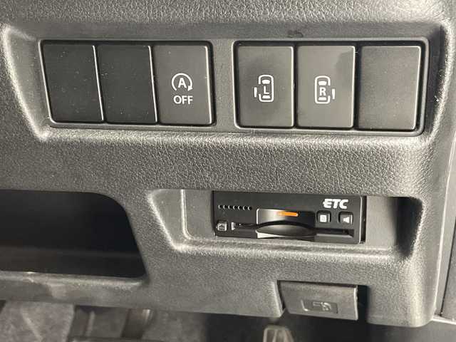 スズキ スペーシア カスタム HYBRID XS 沖縄県 2018(平30)年 6.8万km ピュアホワイトP 純正ディスプレイオーディオ（PVH-9300DVSZS）　　/DVD　/ＡＵＸ　/Ｂｌｕｅｔｏｏｔｈ　/ＥＴＣ/ハーフレザーシート　/両側パワースライドドア　/コーナーセンサー　/シートヒーター　/ＬＥＤヘッドライト　/オートライト/横滑り防止装置　/純正フロアマット/純正15インチアルミホイール