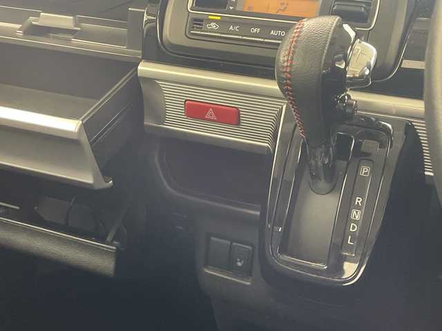 スズキ スペーシア カスタム HYBRID XS 沖縄県 2018(平30)年 6.8万km ピュアホワイトP 純正ディスプレイオーディオ（PVH-9300DVSZS）　　/DVD　/ＡＵＸ　/Ｂｌｕｅｔｏｏｔｈ　/ＥＴＣ/ハーフレザーシート　/両側パワースライドドア　/コーナーセンサー　/シートヒーター　/ＬＥＤヘッドライト　/オートライト/横滑り防止装置　/純正フロアマット/純正15インチアルミホイール